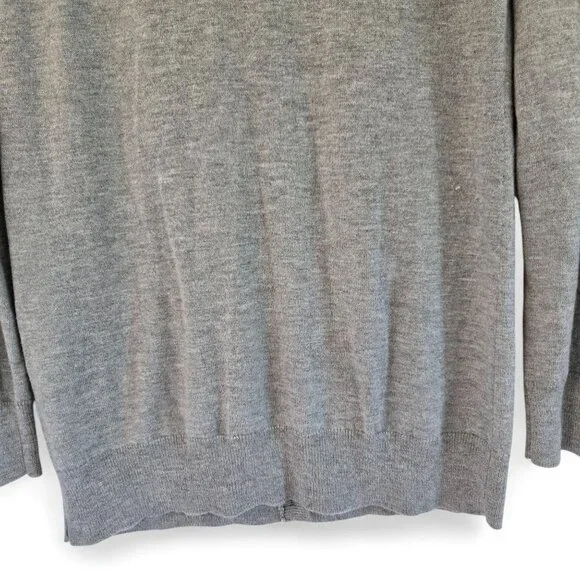 Banana Republic Long Sleeve Button Down V-Neck Cardigan Sweater Grey - Picture 11 of 14